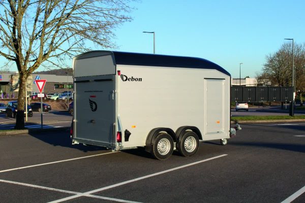 C700