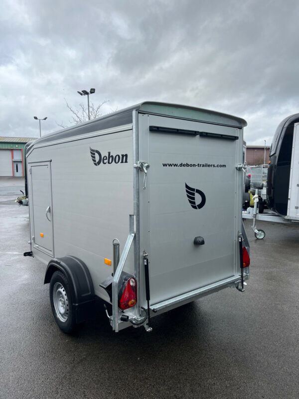 Debon Roadster C255 Van Trailer