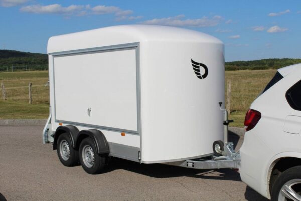 Debon C500 +side hatch trailer