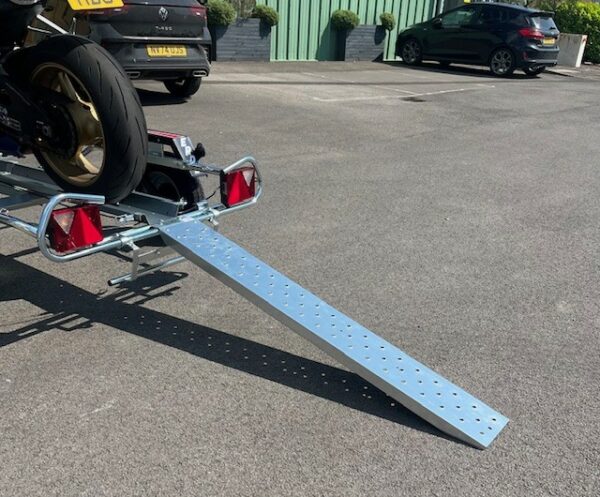Erde PM310 Motorcycle trailer