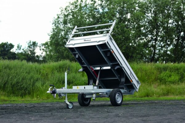 The Debon PW0 is a Single Axle Rear Tipper, electric tip