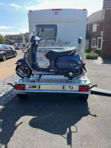 Wedding Anniversary Trip with Compact Transverse