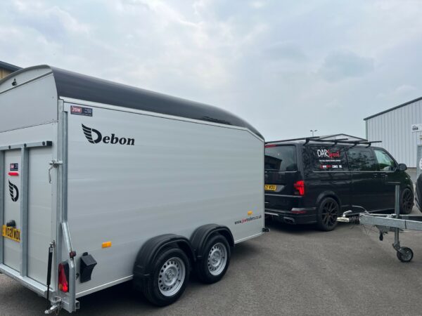 Roadster C700 Box Van Trailer