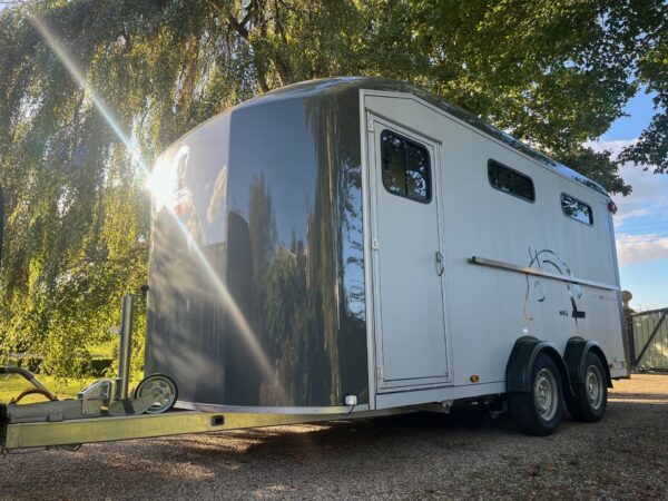 Cheval Liberte Maxi 4 in grey