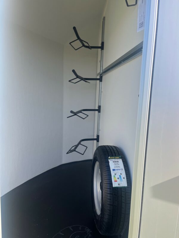 roomy tack area
